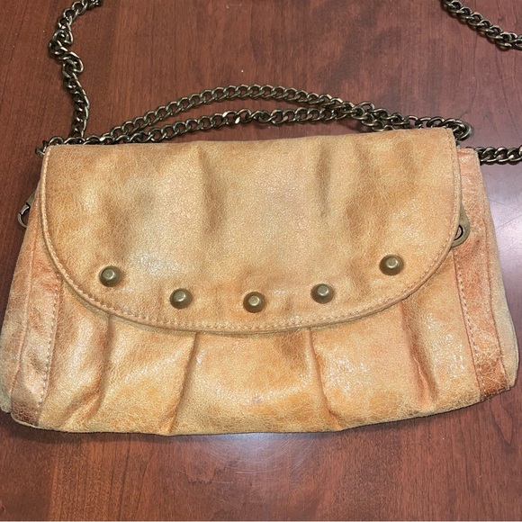 Matt and Nat Yellow clutch - Picture 2 of 6